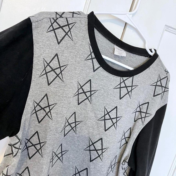 💖✨ OFFICIAL SUPERNATURAL "MEN OF LETTERS" SWEATSHIRT (SMALL) ✨💖 - Picture 3 of 5